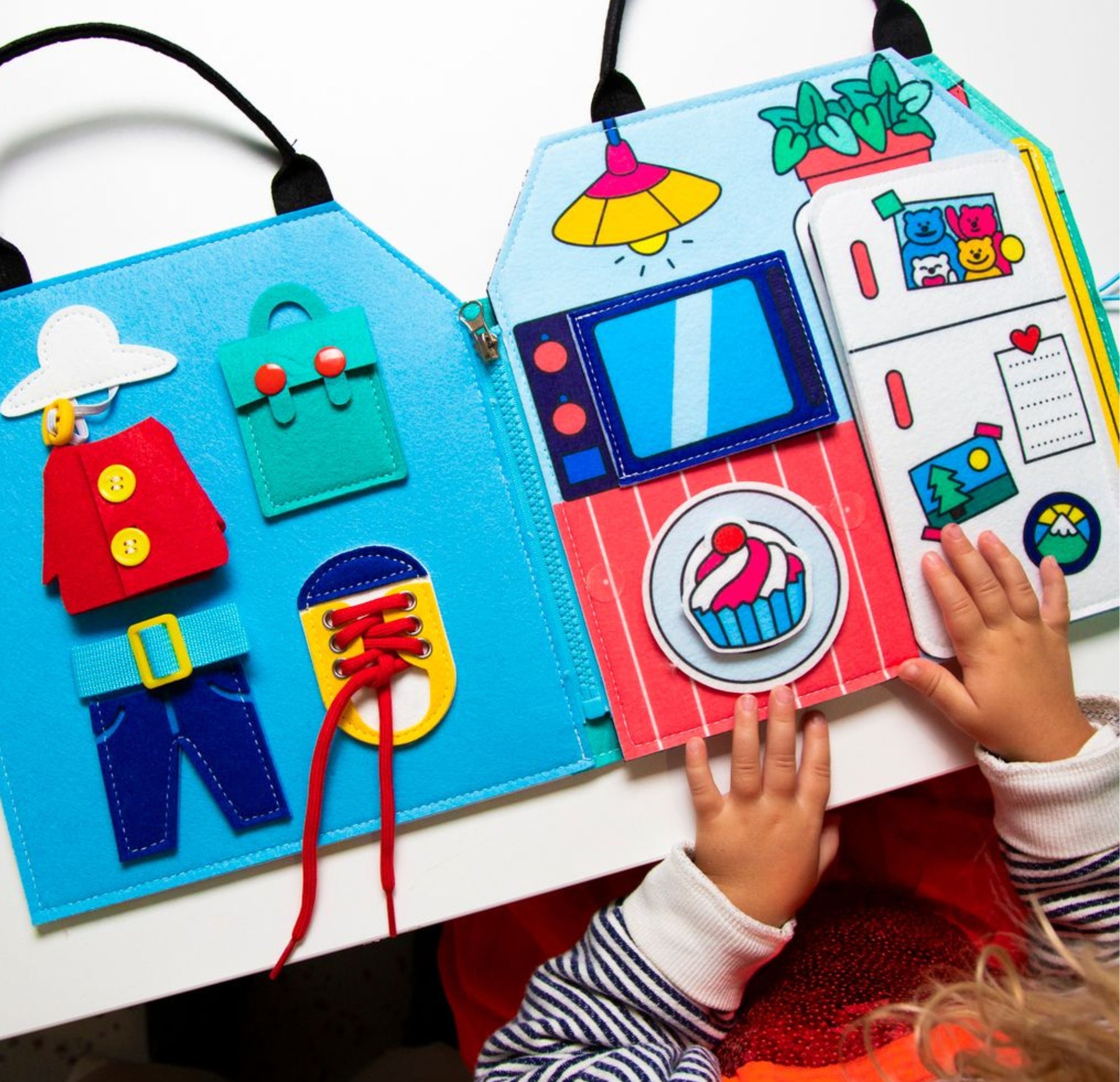 Montessori-Activitybook Mein Tag