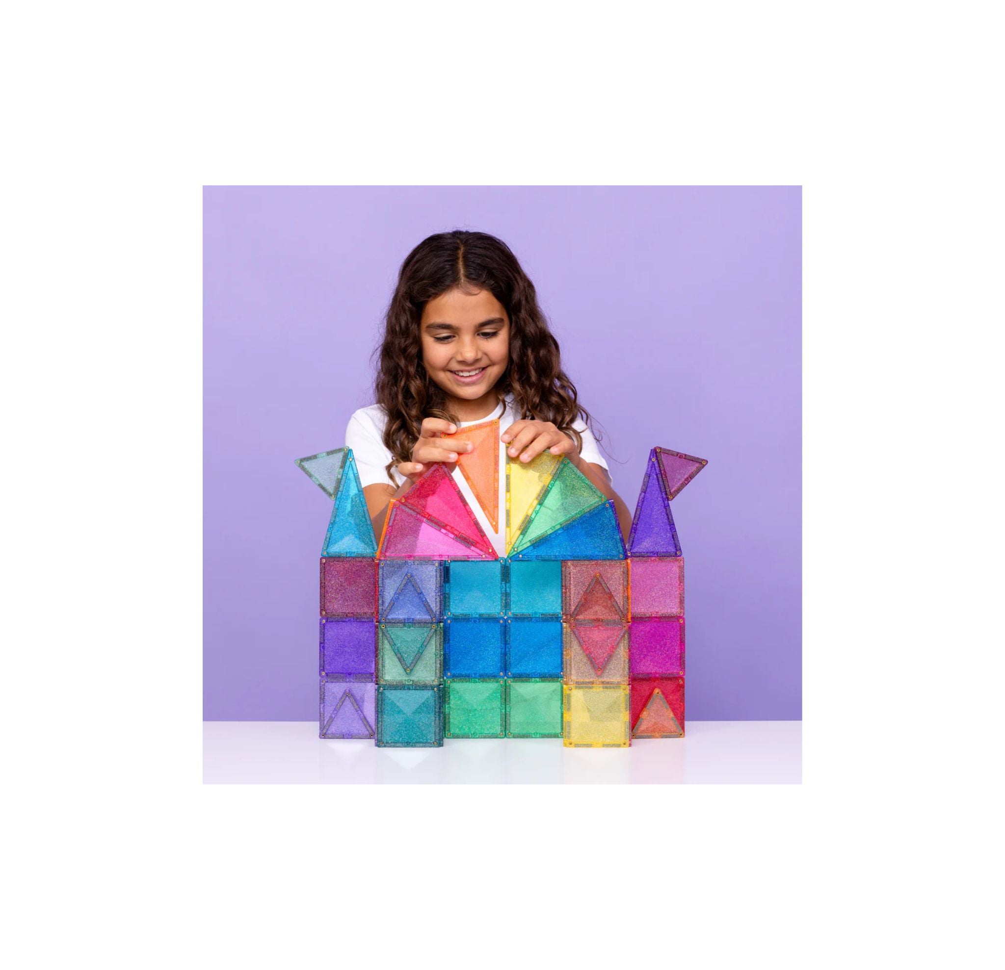 Connetix Glitter Castel Pack  mit 24 Magentbausteinen