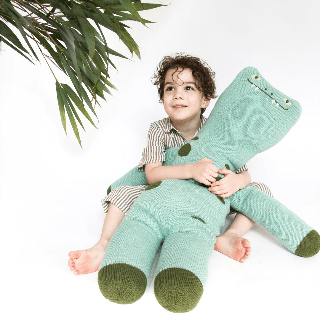 GIANT IGGY THE DINOSAUR