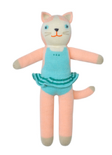 SPLASH THE CAT